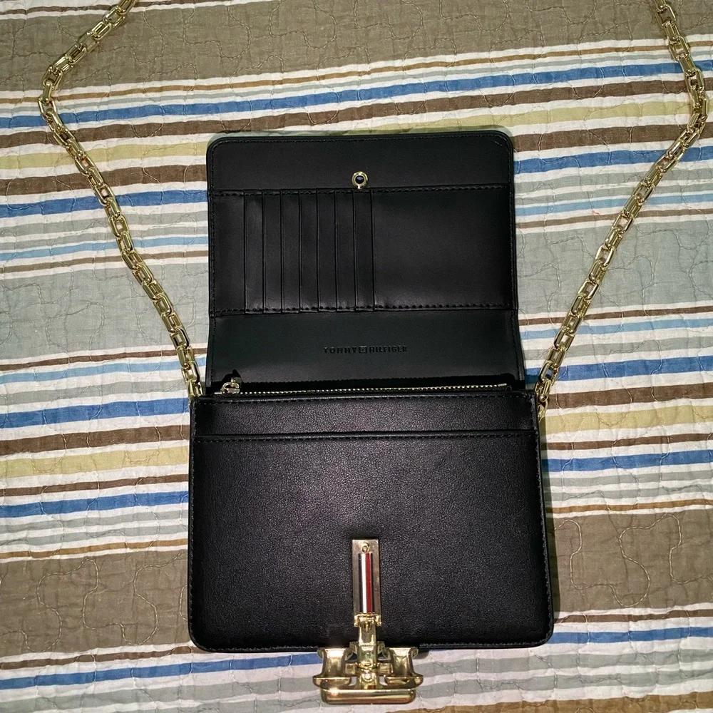 Tommy Hilfiger Crossbody Bag - Picture 3 of 6